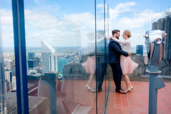 Hochzeitsfotos auf dem Rockefeller Center in New York Elopement